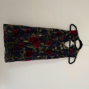 Adiva Dress. Velvet flower pattern. Size small